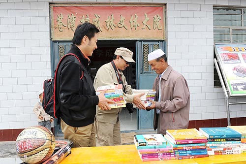 宁夏西海固迎来固铂轮胎“车轮上的欢乐屋”