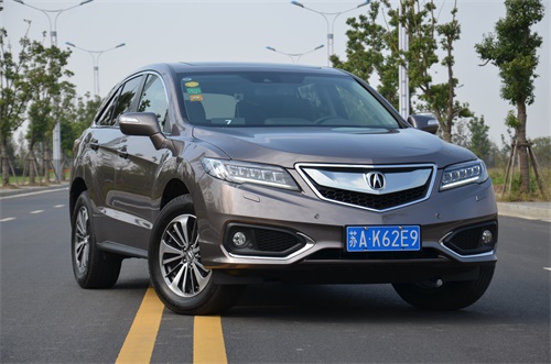 性能配置均衡，试驾2016款Acura RDX
