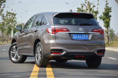 性能配置均衡，试驾2016款Acura RDX