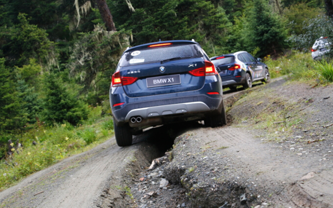 跟随BMW X1探秘西藏自由之地